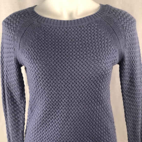 ANN TAYLOR | THE LOFT detailed sweater - Picture 2 of 5